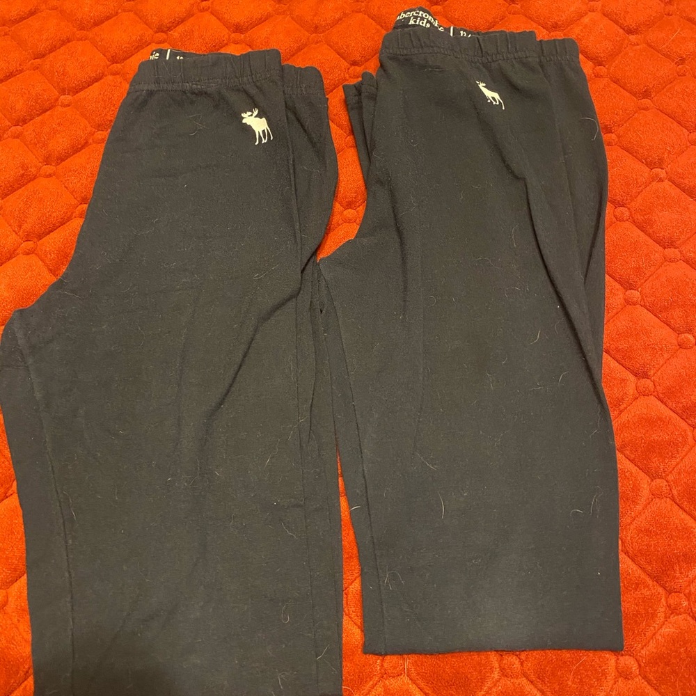 2 pair Navy Abercrombie Kids size 13/14 leggings